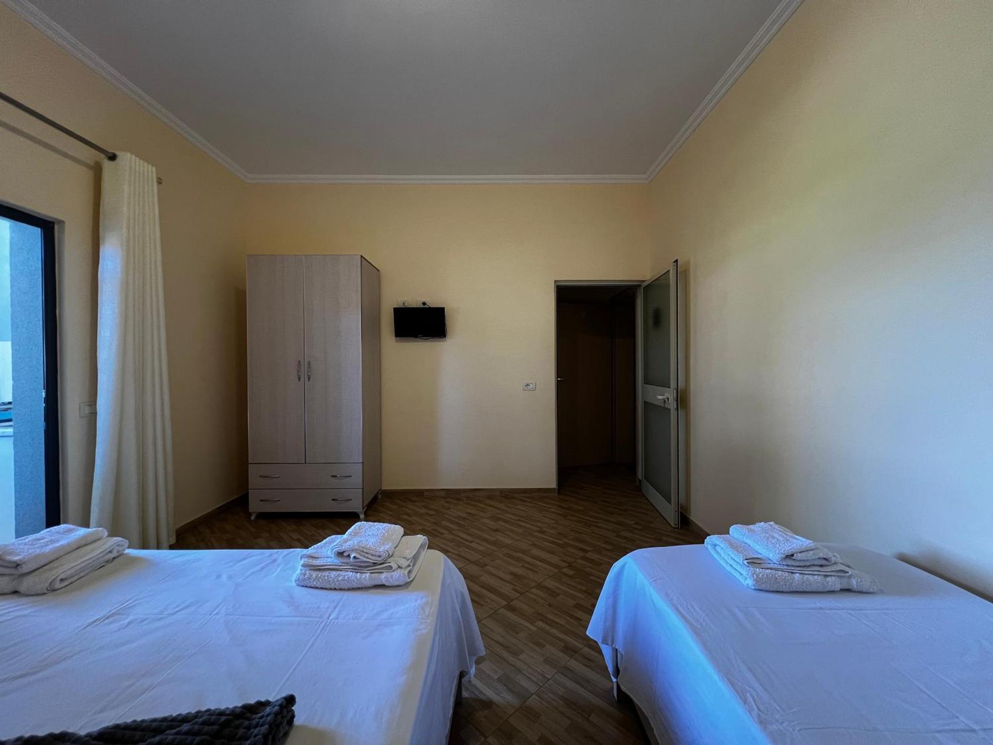 Canary Hotel 格勒姆 外观 照片